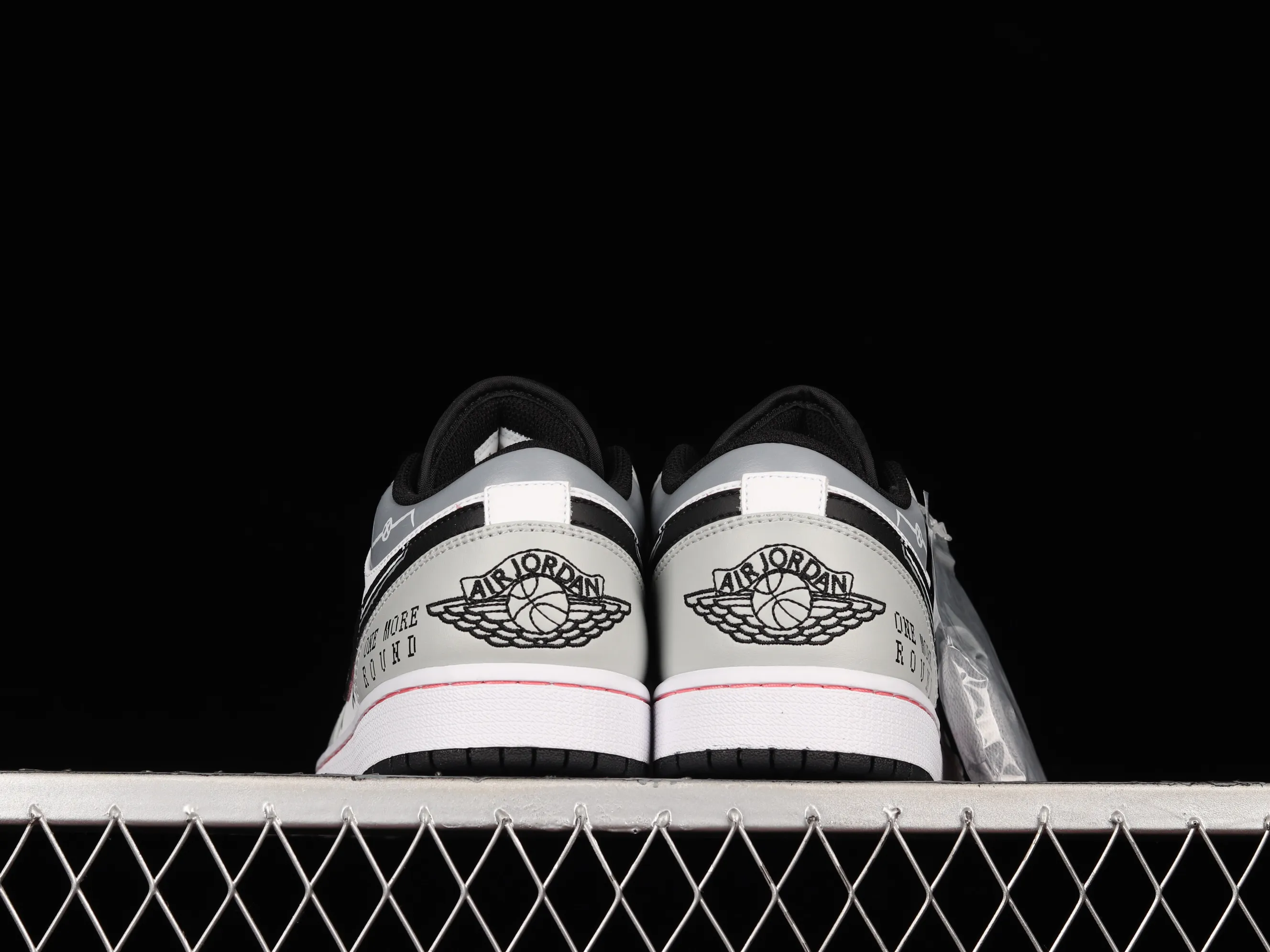All categories Air Jordan Jordan series basketball shoes Air Jordan 1 Low Air Jordan 1 Low AJ1 Joe 1 customized sports culture basketball shoes 553558-062